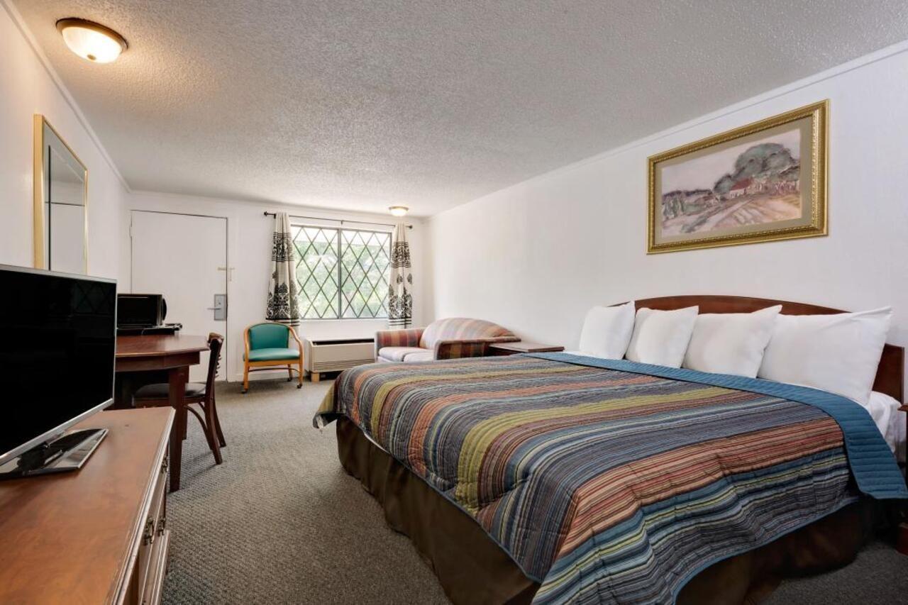 Knights Inn Cleveland/Macedonia Ngoại thất bức ảnh