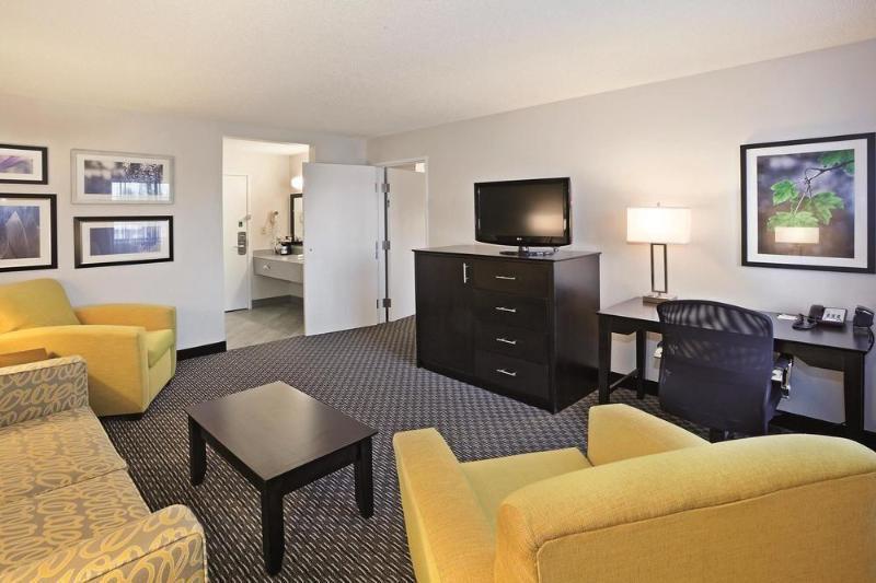 Knights Inn Cleveland/Macedonia Ngoại thất bức ảnh
