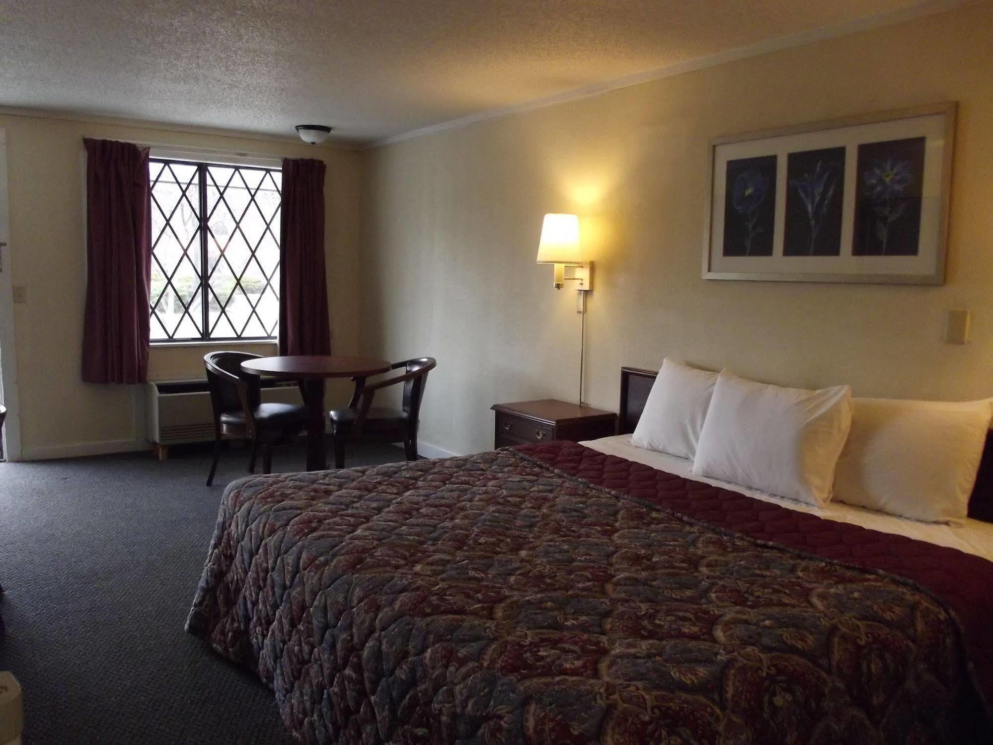 Knights Inn Cleveland/Macedonia Ngoại thất bức ảnh