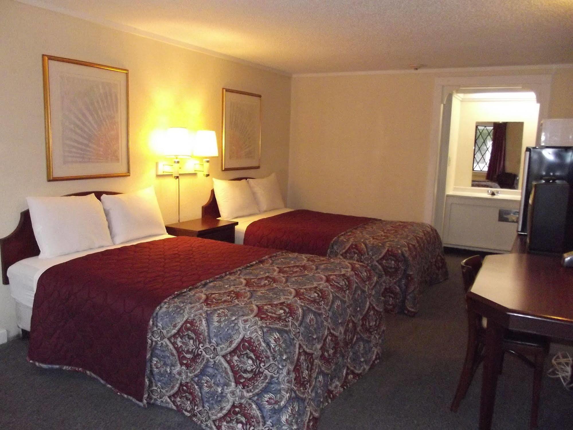Knights Inn Cleveland/Macedonia Ngoại thất bức ảnh